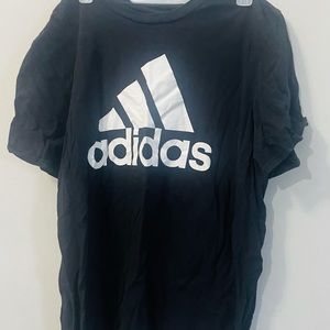 Adidas XL T-Shirt